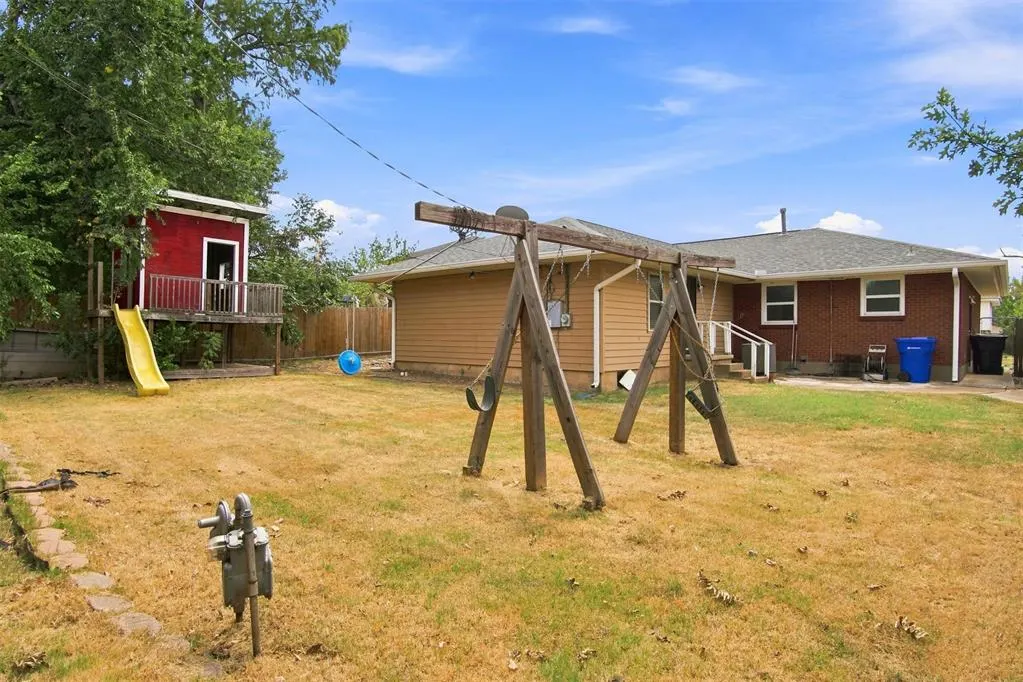 Photo 5 — 209 W Glenhaven Drive, Oklahoma City, OK 73110