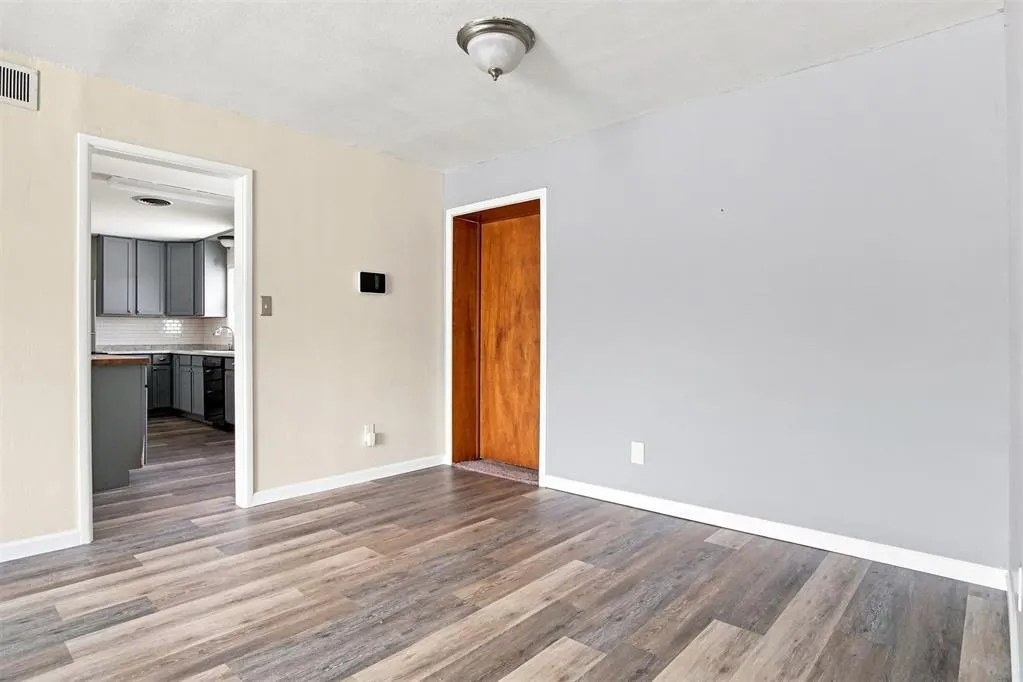 Photo 10 — 209 W Glenhaven Drive, Oklahoma City, OK 73110