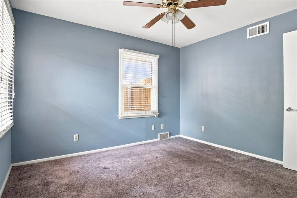 Photo 17 — 209 W Glenhaven Drive, Oklahoma City, OK 73110