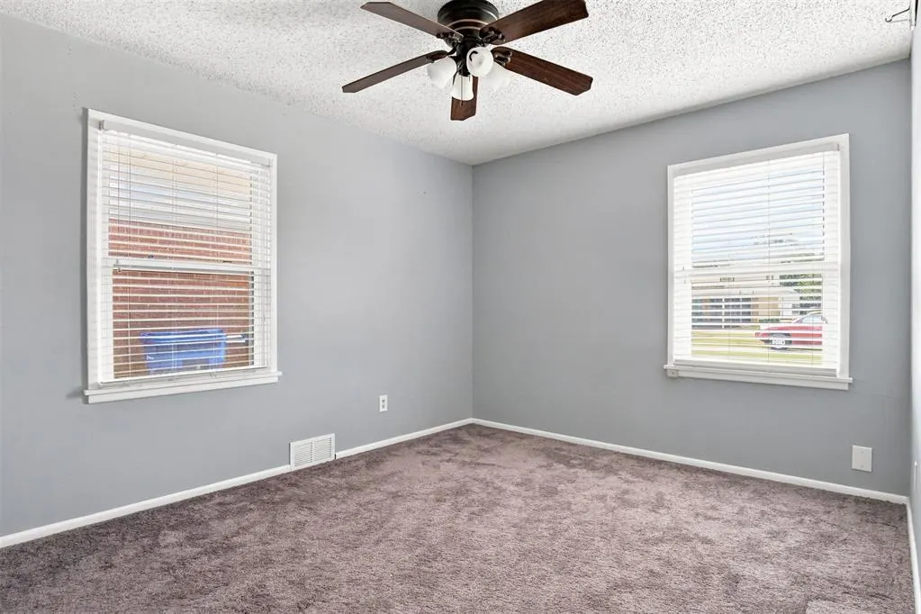 Photo 20 — 209 W Glenhaven Drive, Oklahoma City, OK 73110