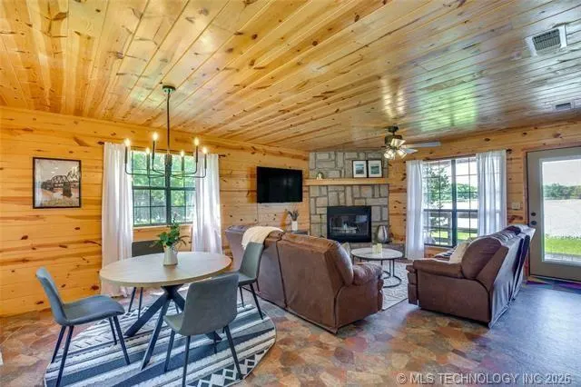 Photo 9 — 3859 W Lake, Fort Towson, OK 74735