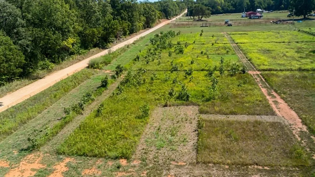 Photo 4 — 990026 S 3430 Road, Meeker, OK 74855