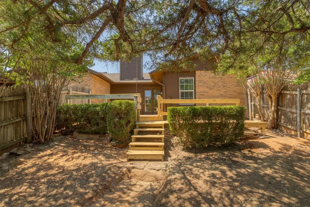 Photo 7 — 716 Stonecroft Circle, Edmond, OK 73034