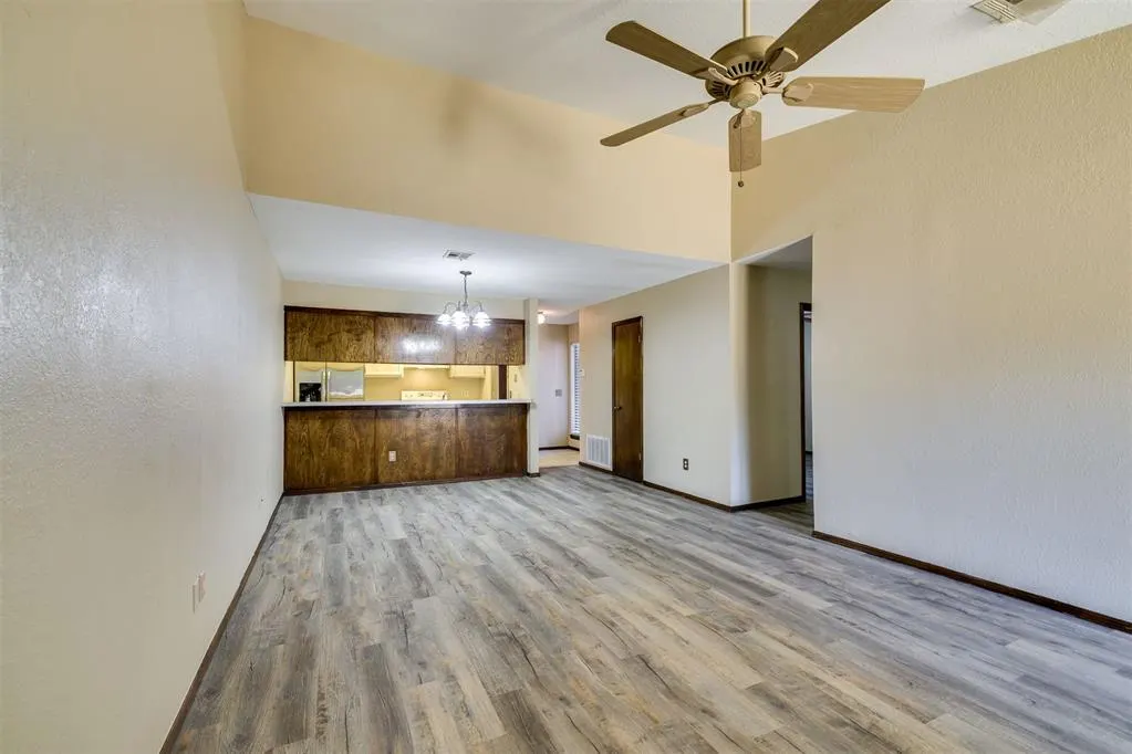 Photo 14 — 716 Stonecroft Circle, Edmond, OK 73034