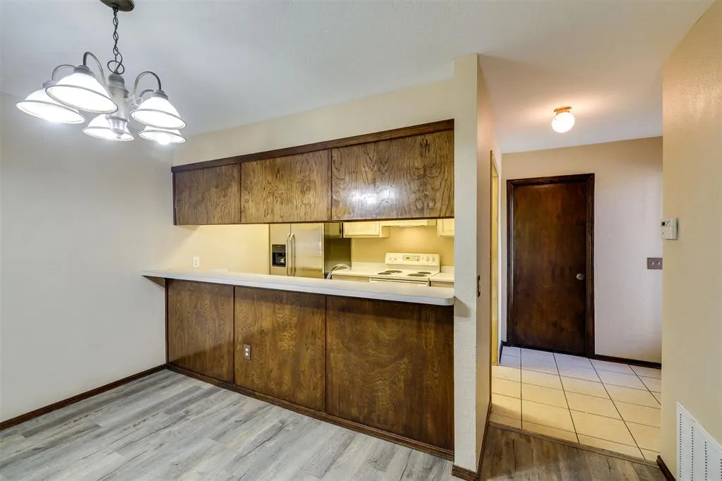 Photo 16 — 716 Stonecroft Circle, Edmond, OK 73034