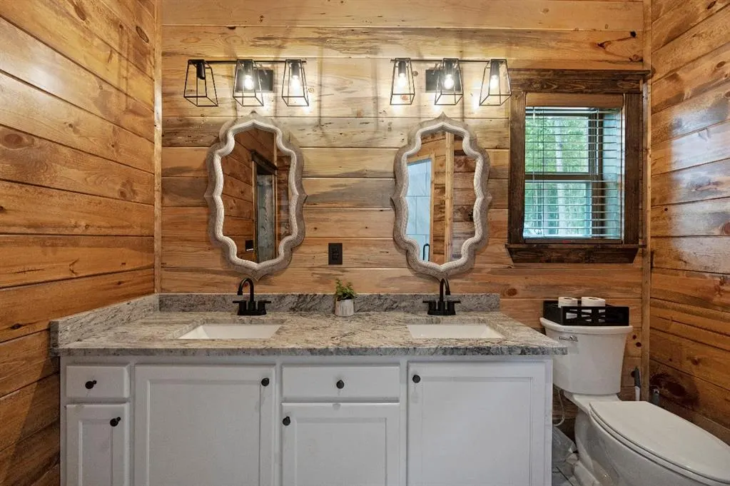 Photo 15 — 123 KING PINE Lane, Broken Bow, OK 74728