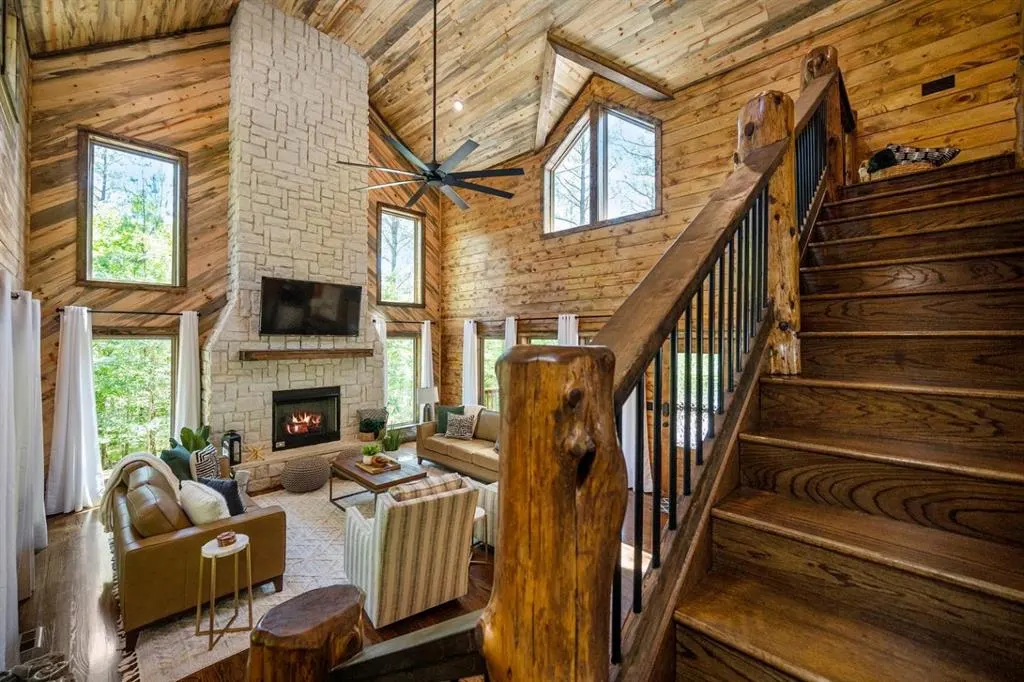 Photo 16 — 123 KING PINE Lane, Broken Bow, OK 74728