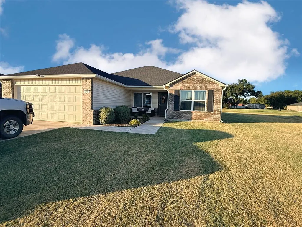 Front exterior — 43230 Prairie Ranch Road, Shawnee, OK 74804