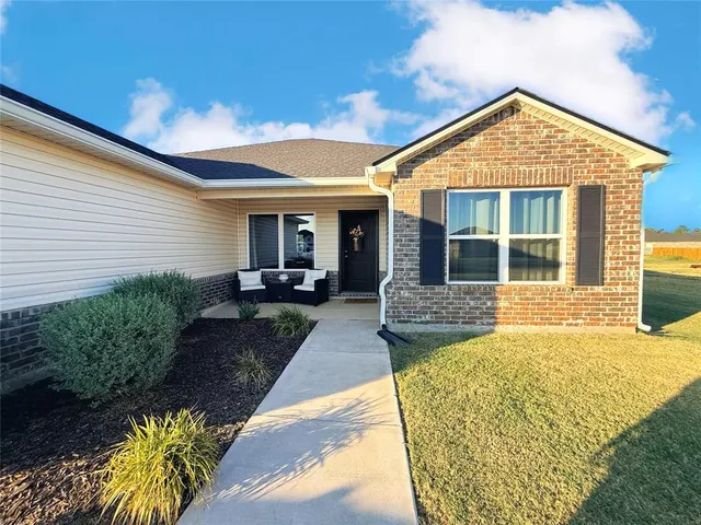 Photo 2 — 43230 Prairie Ranch Road, Shawnee, OK 74804