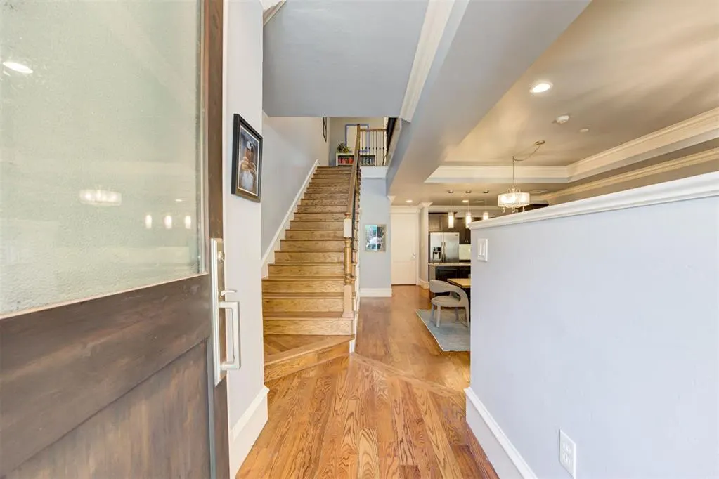 Photo 3 — 418 NE 1st Street, Oklahoma City, OK 73104