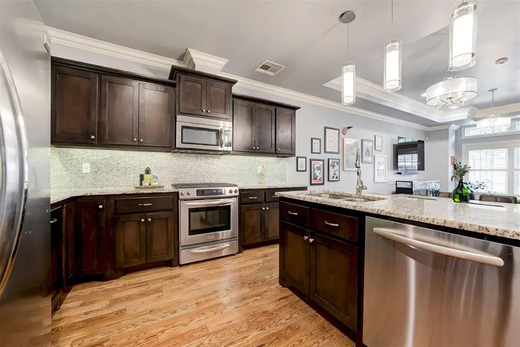 Photo 12 — 418 NE 1st Street, Oklahoma City, OK 73104