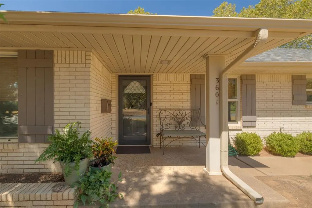 Front exterior — 3601 NW 69th Street, Oklahoma City, OK 73116