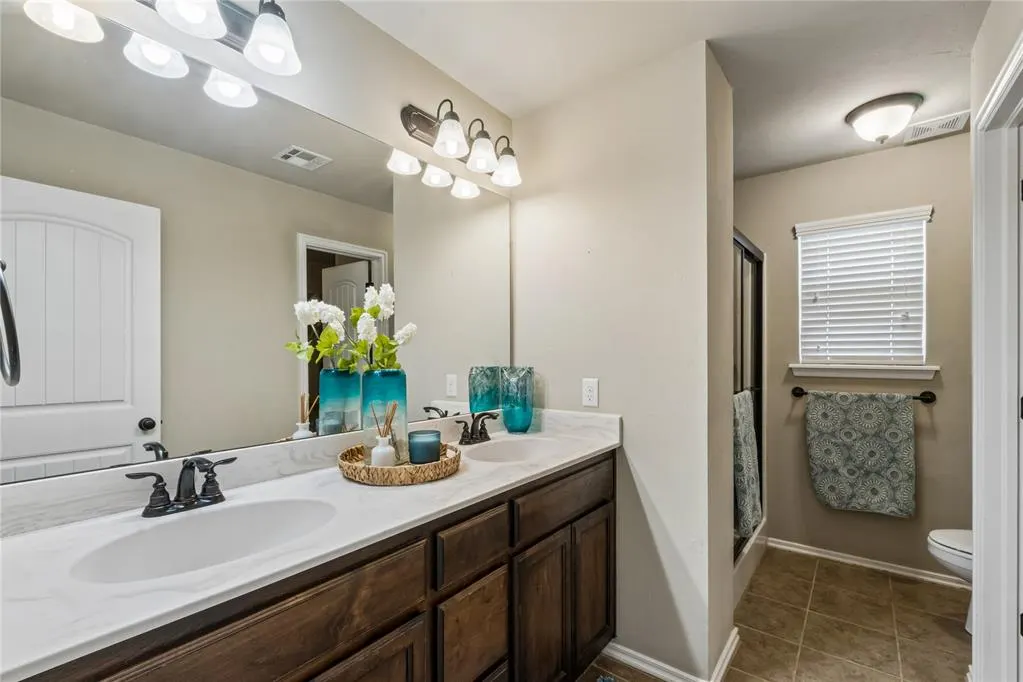Photo 20 — 18220 Scarborough Drive, Edmond, OK 73012