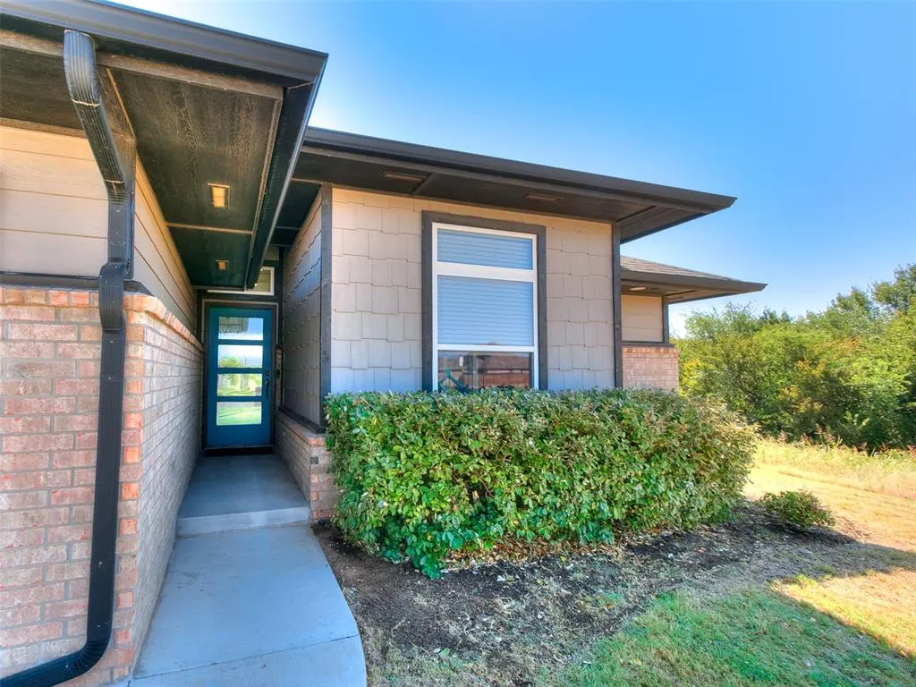 Photo 3 — 12000 Brinley Reign Drive, Yukon, OK 73099