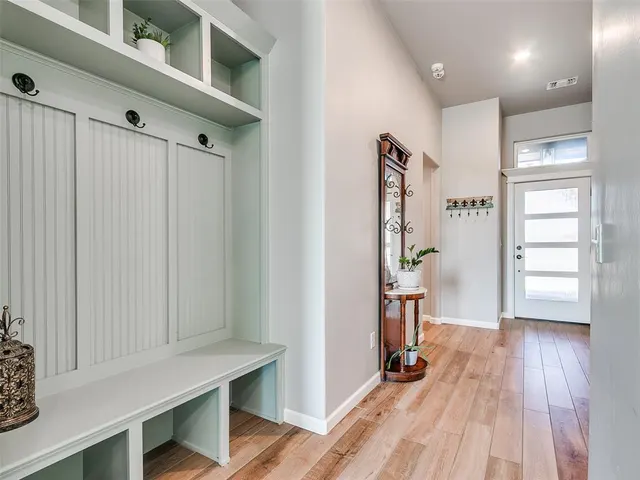 Photo 6 — 12000 Brinley Reign Drive, Yukon, OK 73099