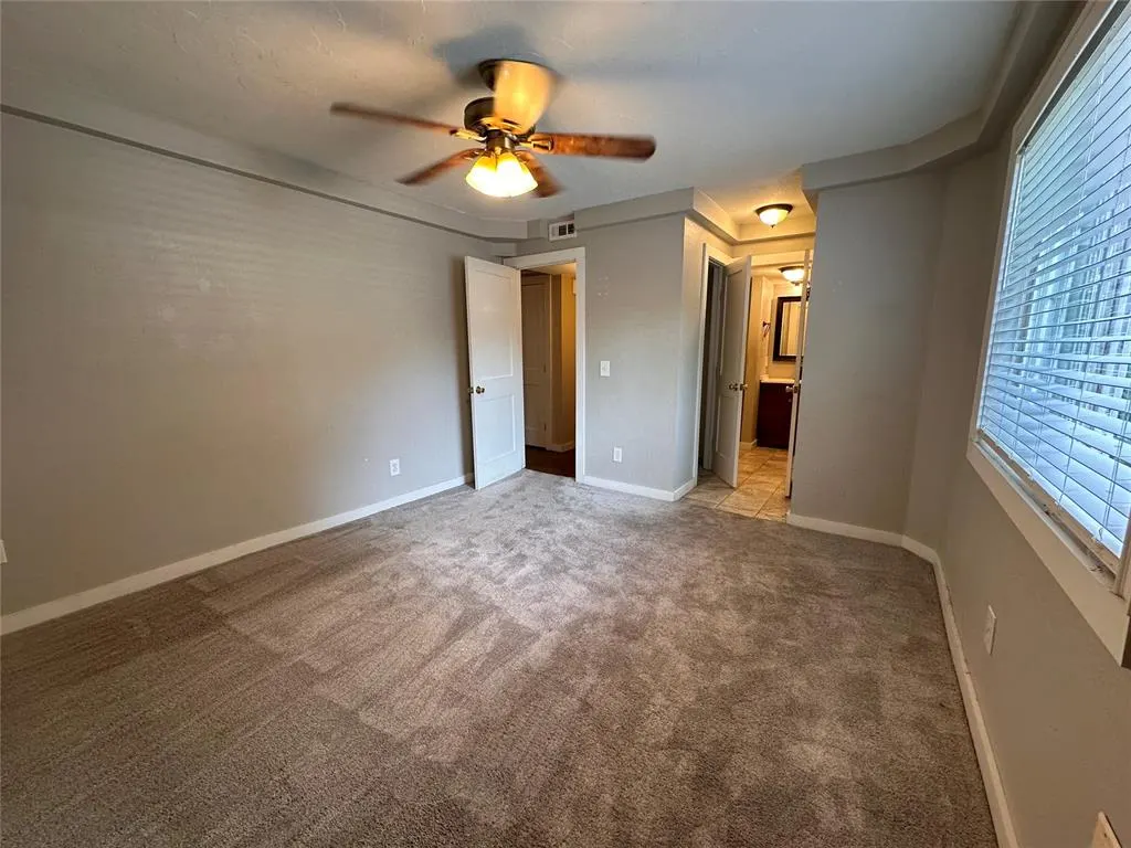 Photo 7 — 6028 NW Expressway Street A, Oklahoma City, OK 73132