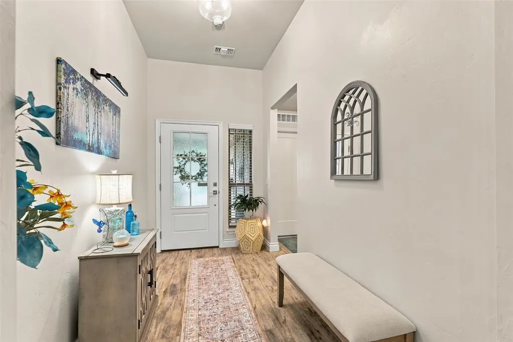 Photo 5 — 1012 Mount Irving Way, Norman, OK 73071