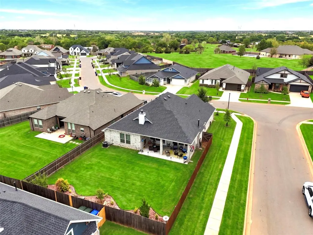 Photo 41 — 1012 Mount Irving Way, Norman, OK 73071