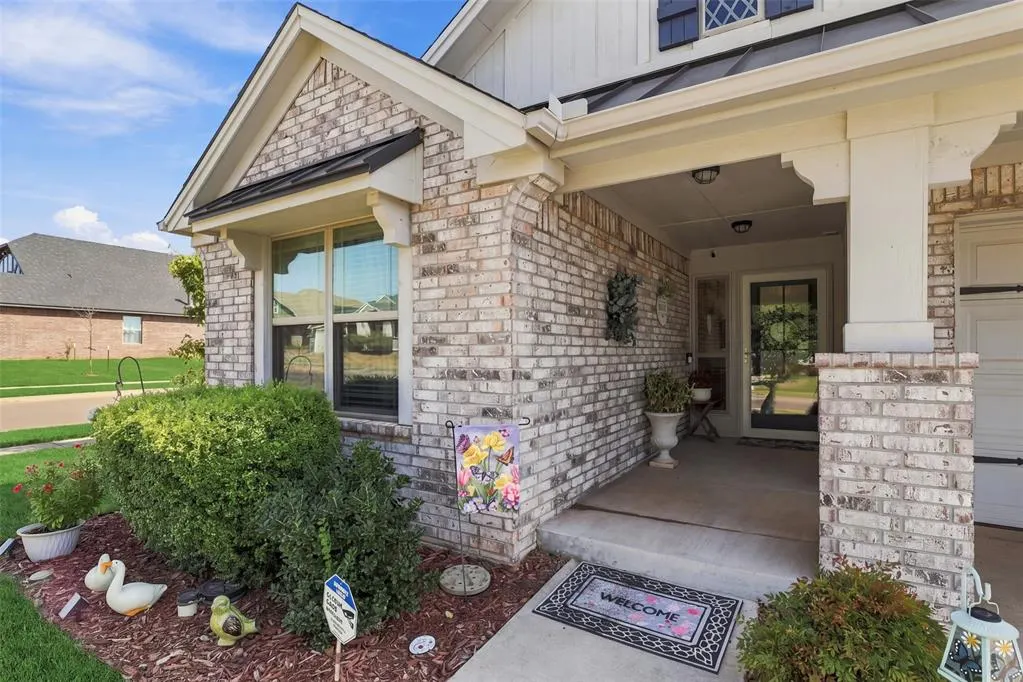 Photo 3 — 1012 Mount Irving Way, Norman, OK 73071