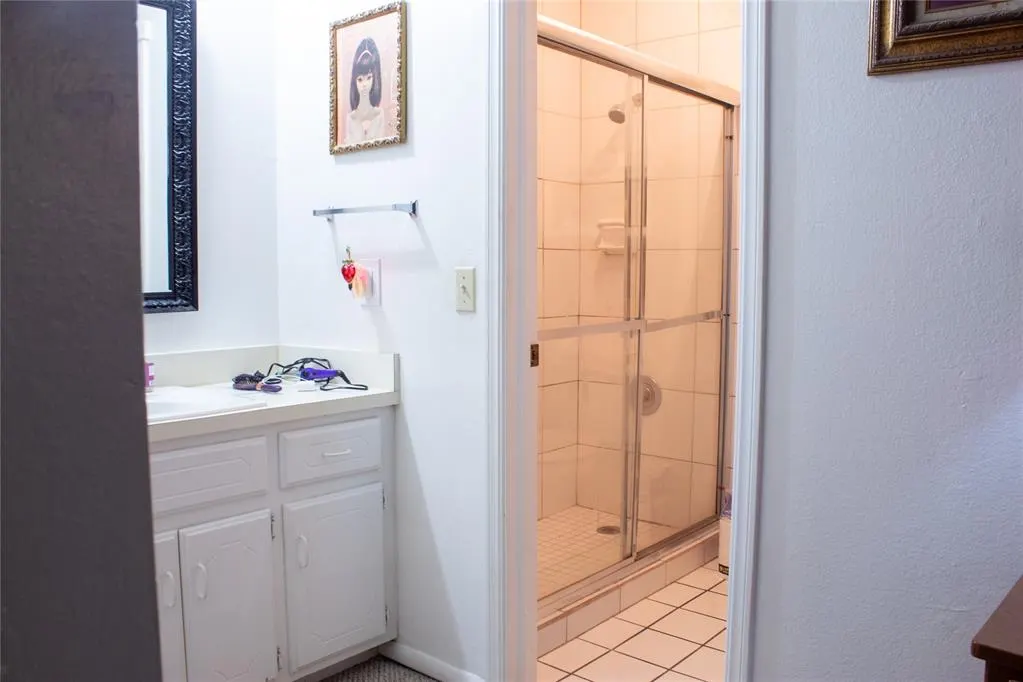 Photo 9 — 837 Cardinal Creek Boulevard, Norman, OK 73072