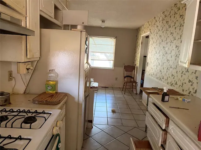 Photo 5 — 7109 S Shartel Avenue, Oklahoma City, OK 73139