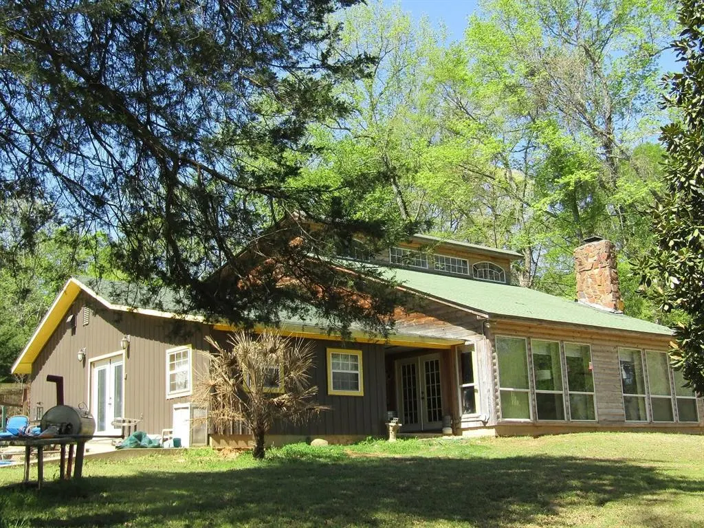 Front exterior — 1761 Jc Loop, Valliant, OK 74764