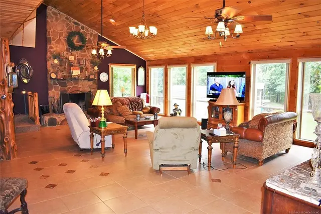 Photo 7 — 1761 Jc Loop, Valliant, OK 74764