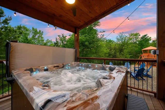 Photo 6 — 1632 N Lukfata Trail RD Road, Hochatown, OK 74728