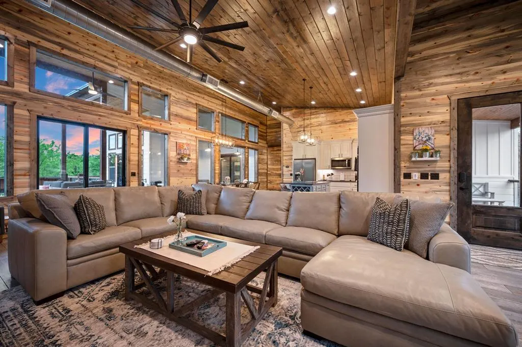 Photo 7 — 1632 N Lukfata Trail RD Road, Hochatown, OK 74728