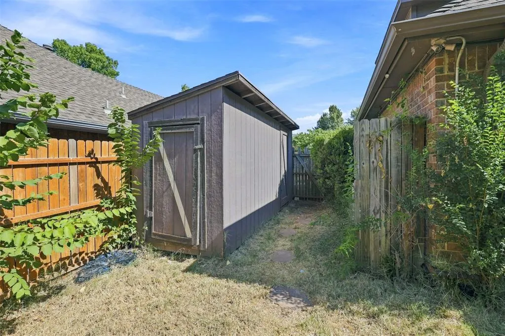 Photo 34 — 1124 Providence Court, Edmond, OK 73003