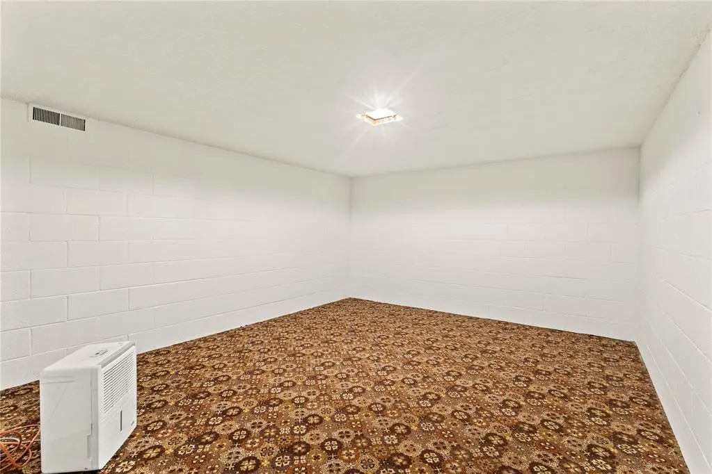 Photo 21 — 809 E Arlington Avenue, Weatherford, OK 73096