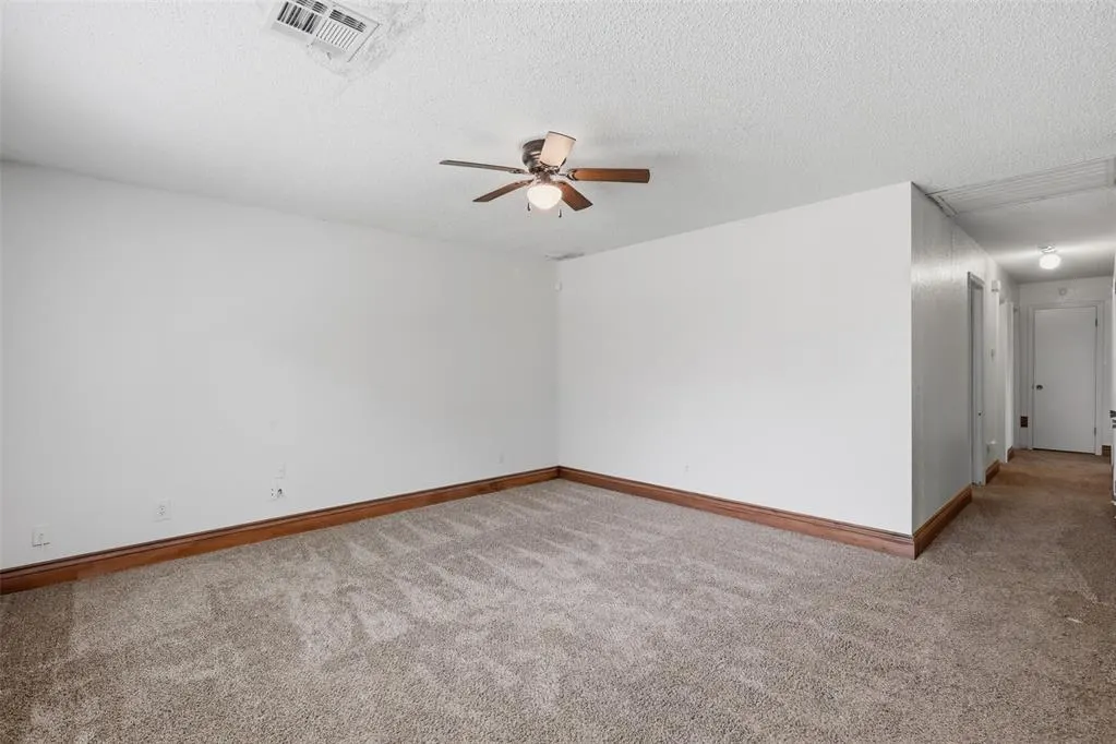 Photo 7 — 1605 SE 52nd Street, Oklahoma City, OK 73129