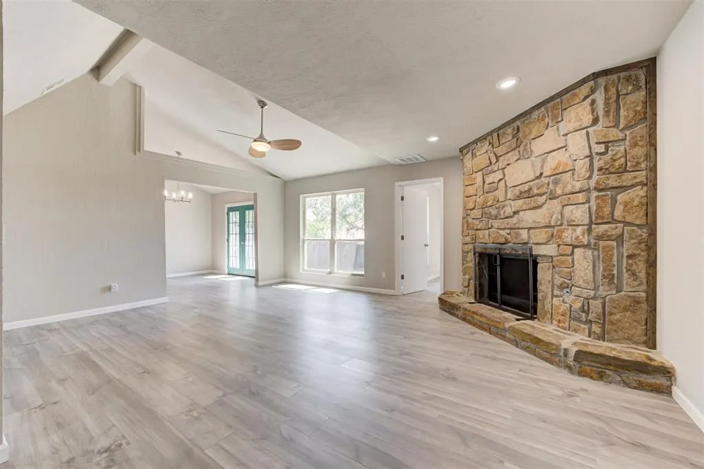 Photo 7 — 10012 S Fairview Drive, Oklahoma City, OK 73159