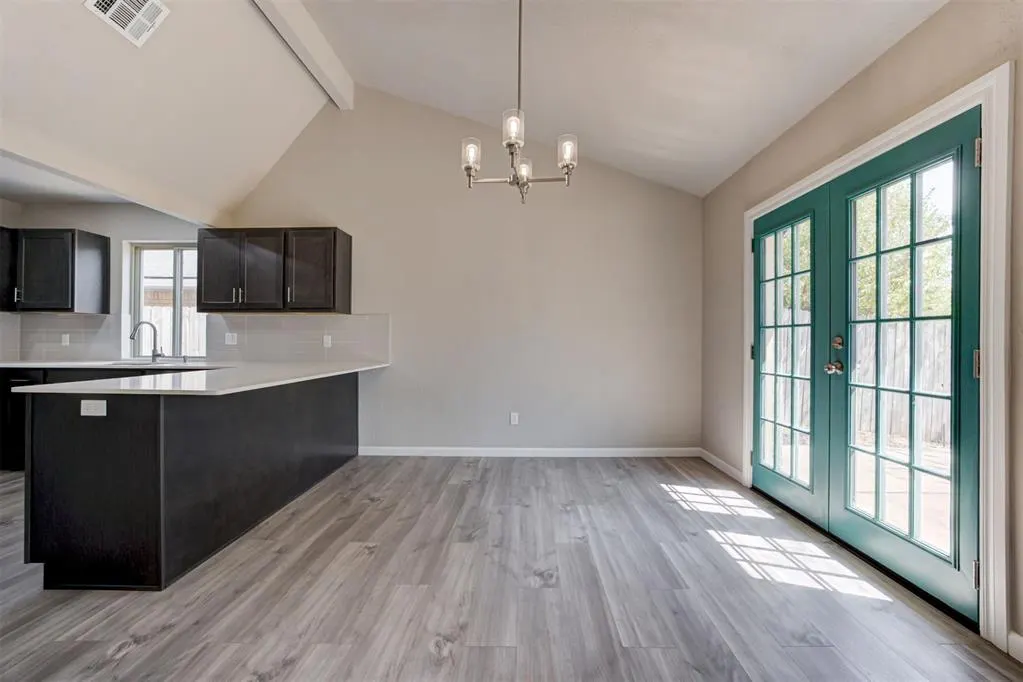Photo 12 — 10012 S Fairview Drive, Oklahoma City, OK 73159