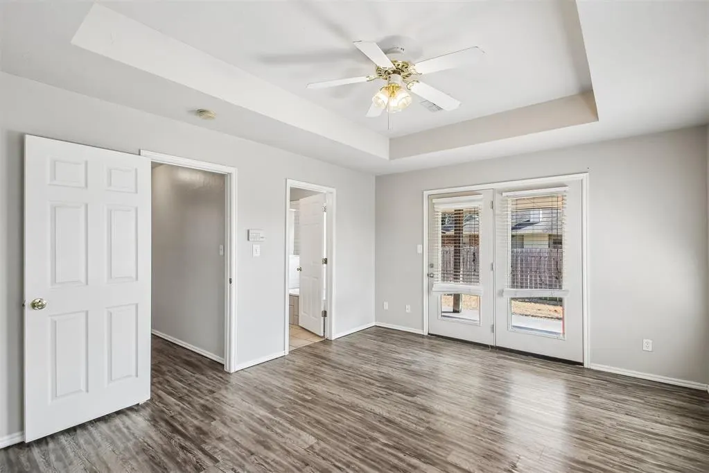 Photo 14 — 620 NW 21st Street, Moore, OK 73160