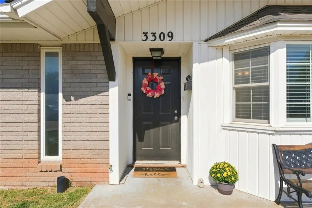 Photo 6 — 3309 Rolling Lane, Oklahoma City, OK 73110