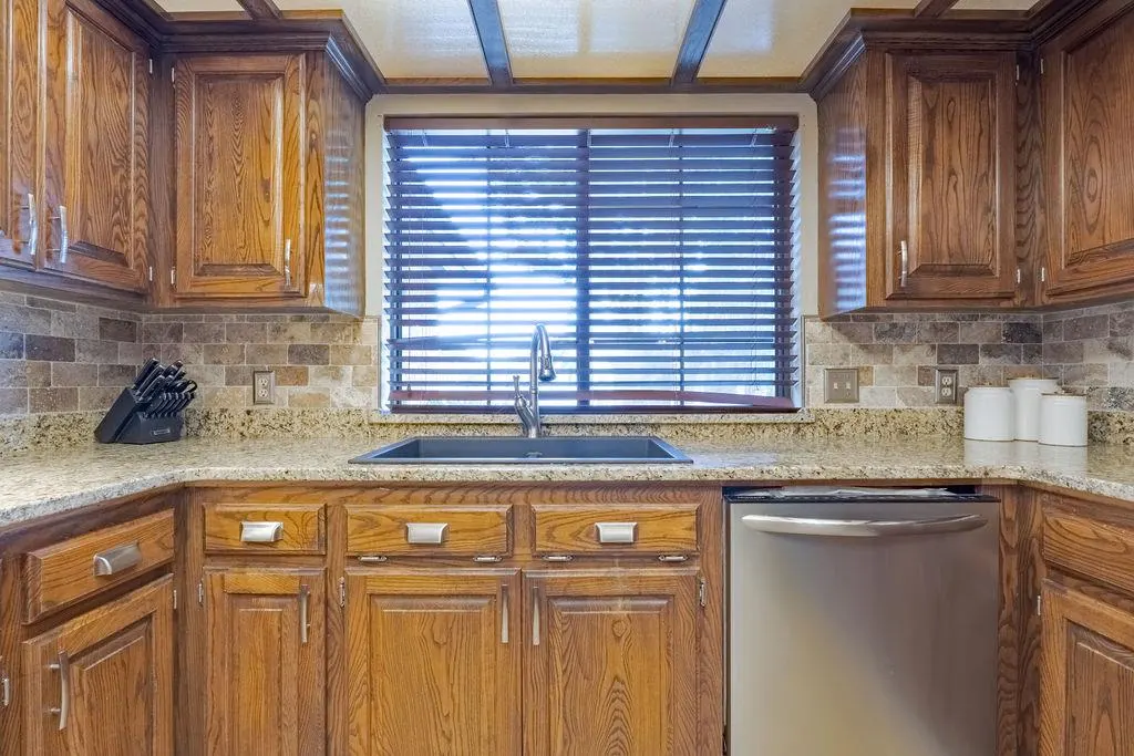 Photo 13 — 1209 Castle Creek Street, Shawnee, OK 74804