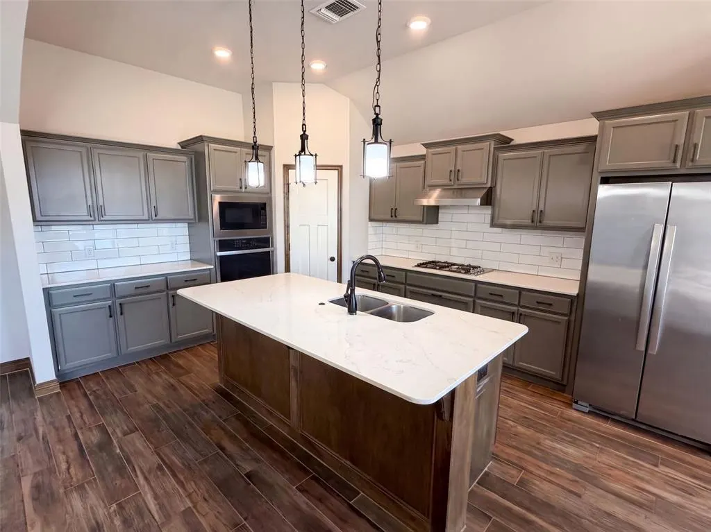 Photo 14 — 612 Carolyn Ridge Road, Norman, OK 73071
