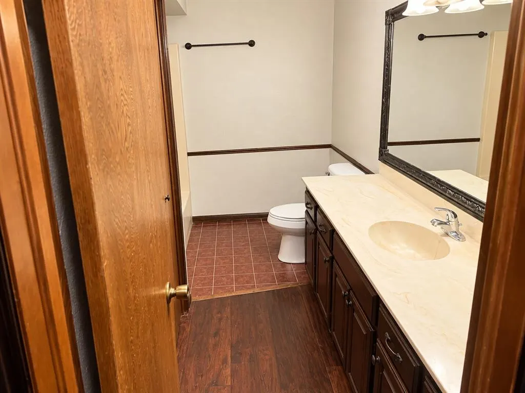 Photo 10 — 2515 Thomas Circle, Clinton, OK 73601