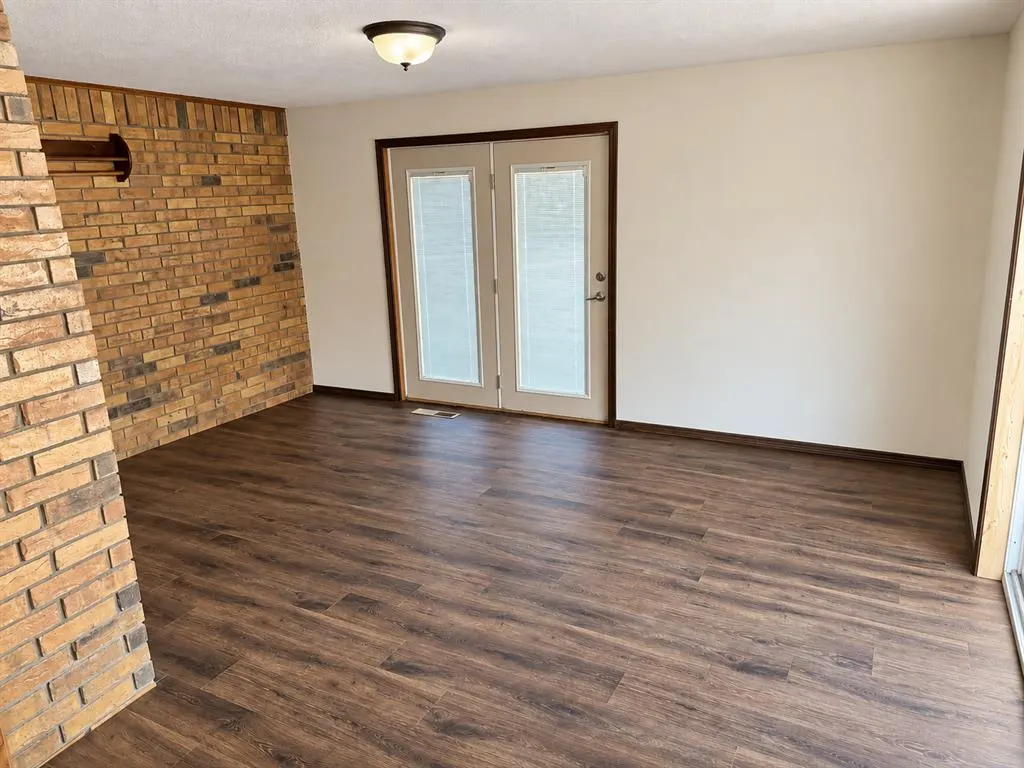 Photo 14 — 2515 Thomas Circle, Clinton, OK 73601