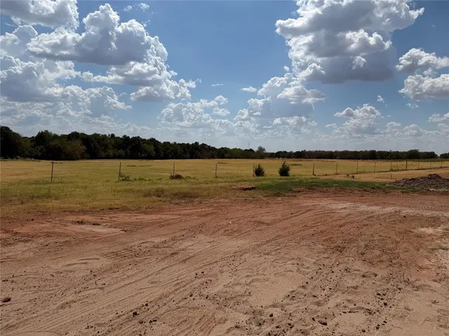 Photo 4 — 2217 Autumn Ridge Court, Blanchard, OK 73010