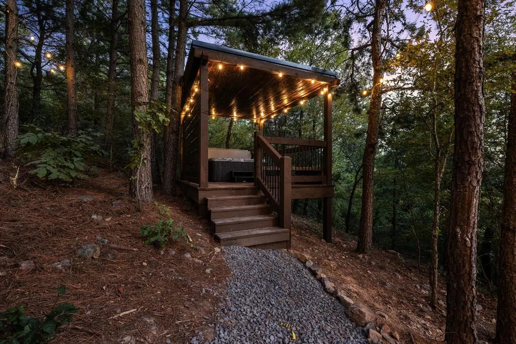 Photo 19 — 733 Virginia Pine Place, Broken Bow, OK 74728