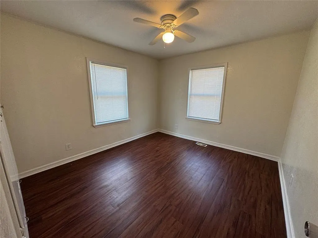 Photo 6 — 1307 Sheffield Road, Oklahoma City, OK 73120