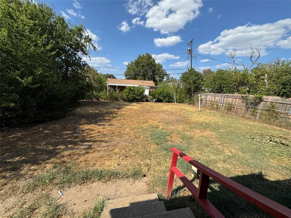 Photo 14 — 1307 Sheffield Road, Oklahoma City, OK 73120