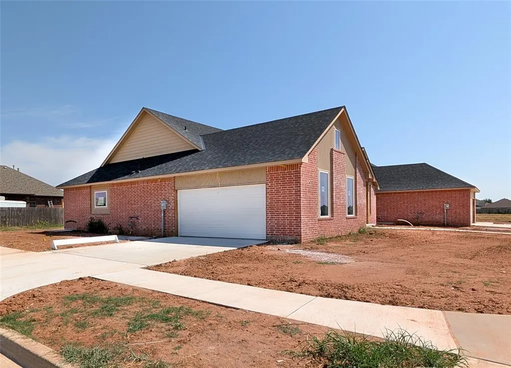 Photo 3 — 8817 SW 49th Street, Oklahoma City, OK 73179