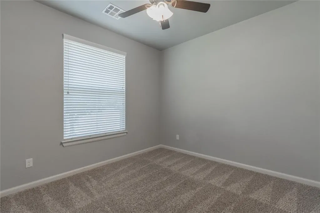 Photo 22 — 11216 SW 42nd Court, Mustang, OK 73064