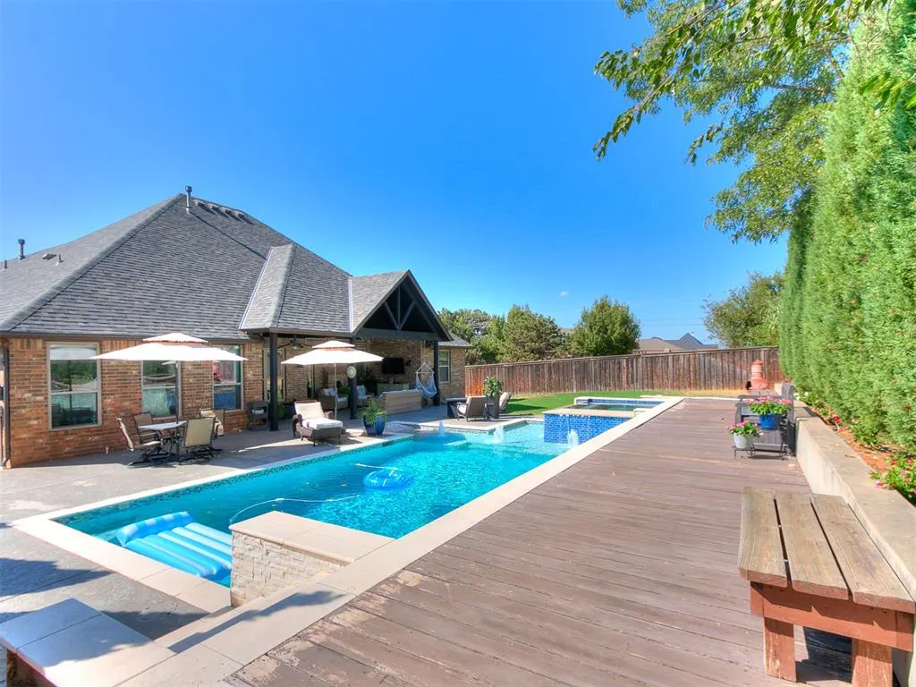 Photo 2 — 2612 Cheval Pointe Drive, Edmond, OK 73034