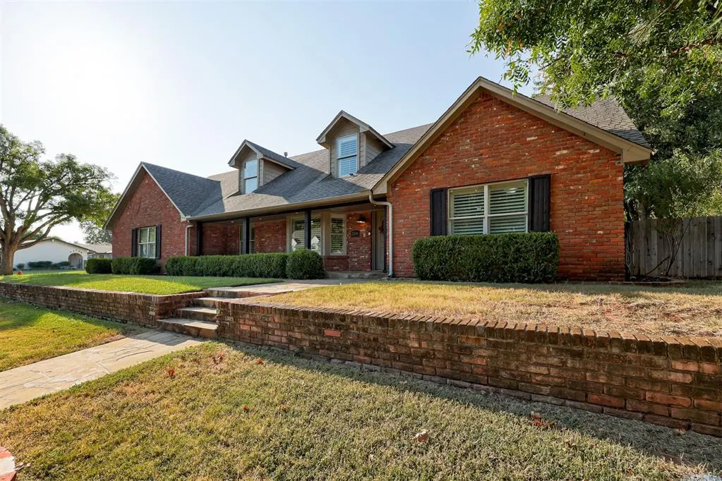 Photo 3 — 3200 Brookhollow Road, Oklahoma City, OK 73120