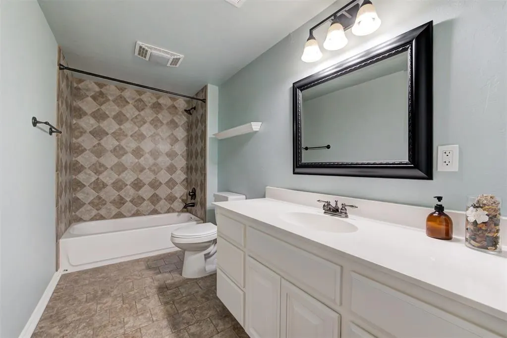 Photo 40 — 3200 Brookhollow Road, Oklahoma City, OK 73120