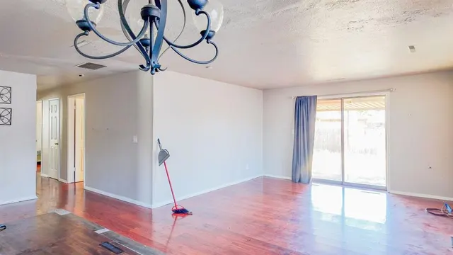 Photo 4 — 2954 SW 54th Street, Oklahoma City, OK 73119